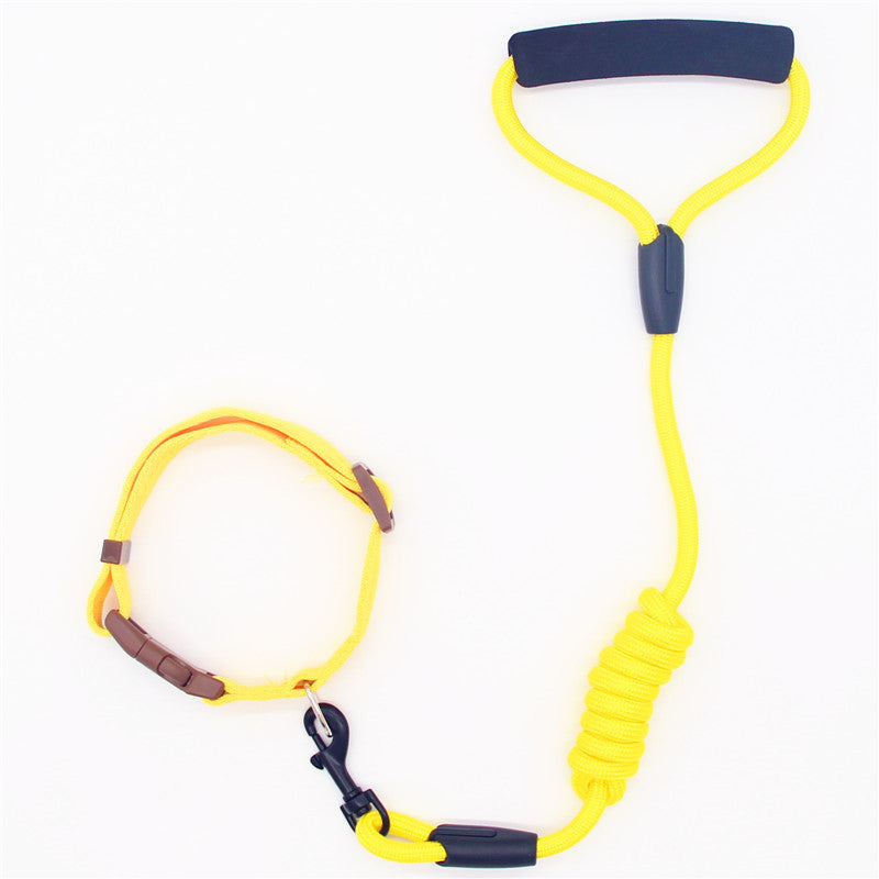 ⚡🐕 Set Completo: Guinzaglio Anti-Shock con Molla Ammortizzatore e Collare Regolabile!