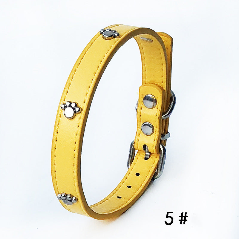Set di 10 Collari in Ecopelle con Zampette: Il Guardaroba Perfetto! 🐾