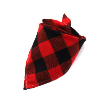 Bandana Tartan Scozzese: Stile Inconfondibile per il Tuo Pet