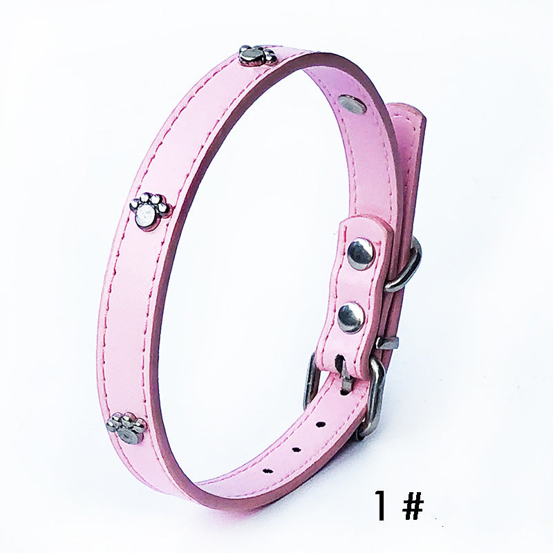 Set di 10 Collari in Ecopelle con Zampette: Il Guardaroba Perfetto! 🐾