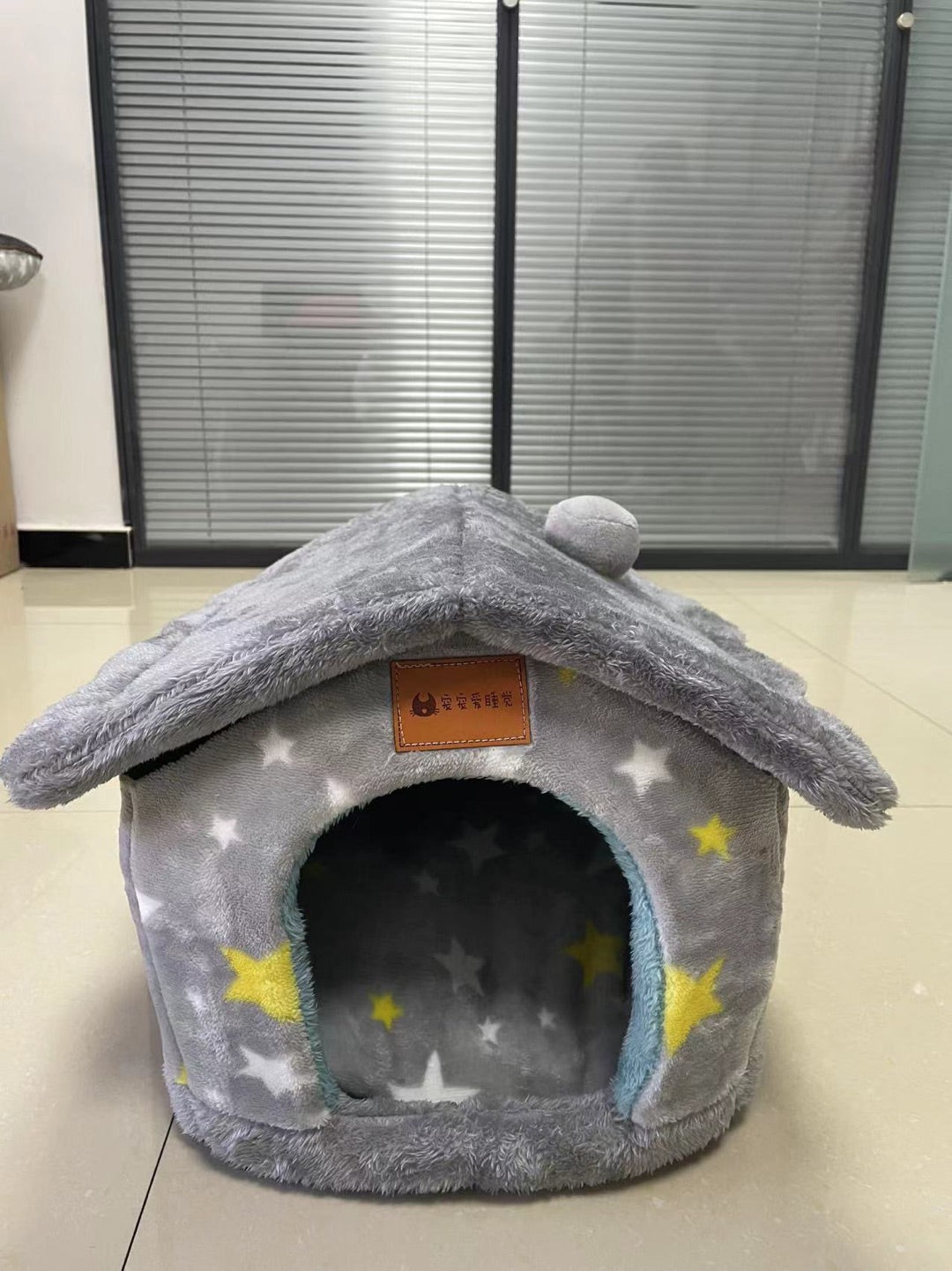 Cuccia a Casetta da Interno Premium per Cani e Gatti - Calda e Morbida