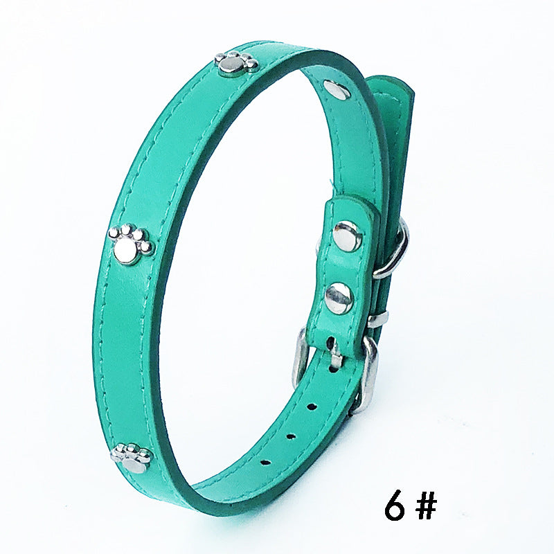 Set di 10 Collari in Ecopelle con Zampette: Il Guardaroba Perfetto! 🐾